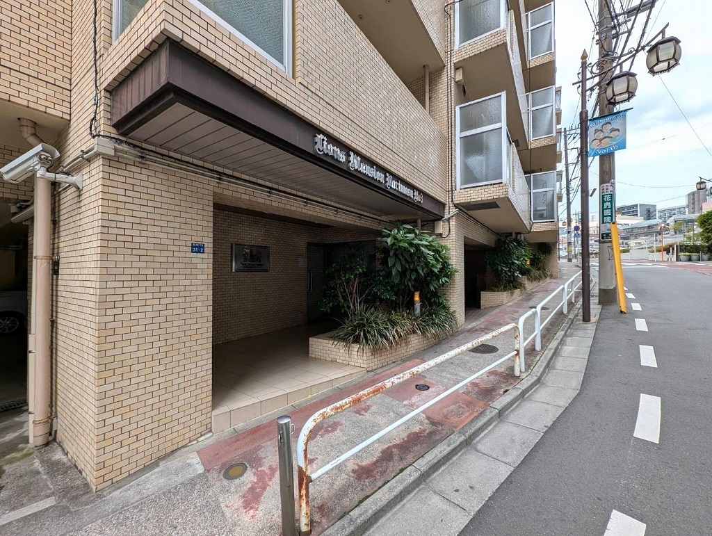 ライオンズマンション成増第３　エントランス前